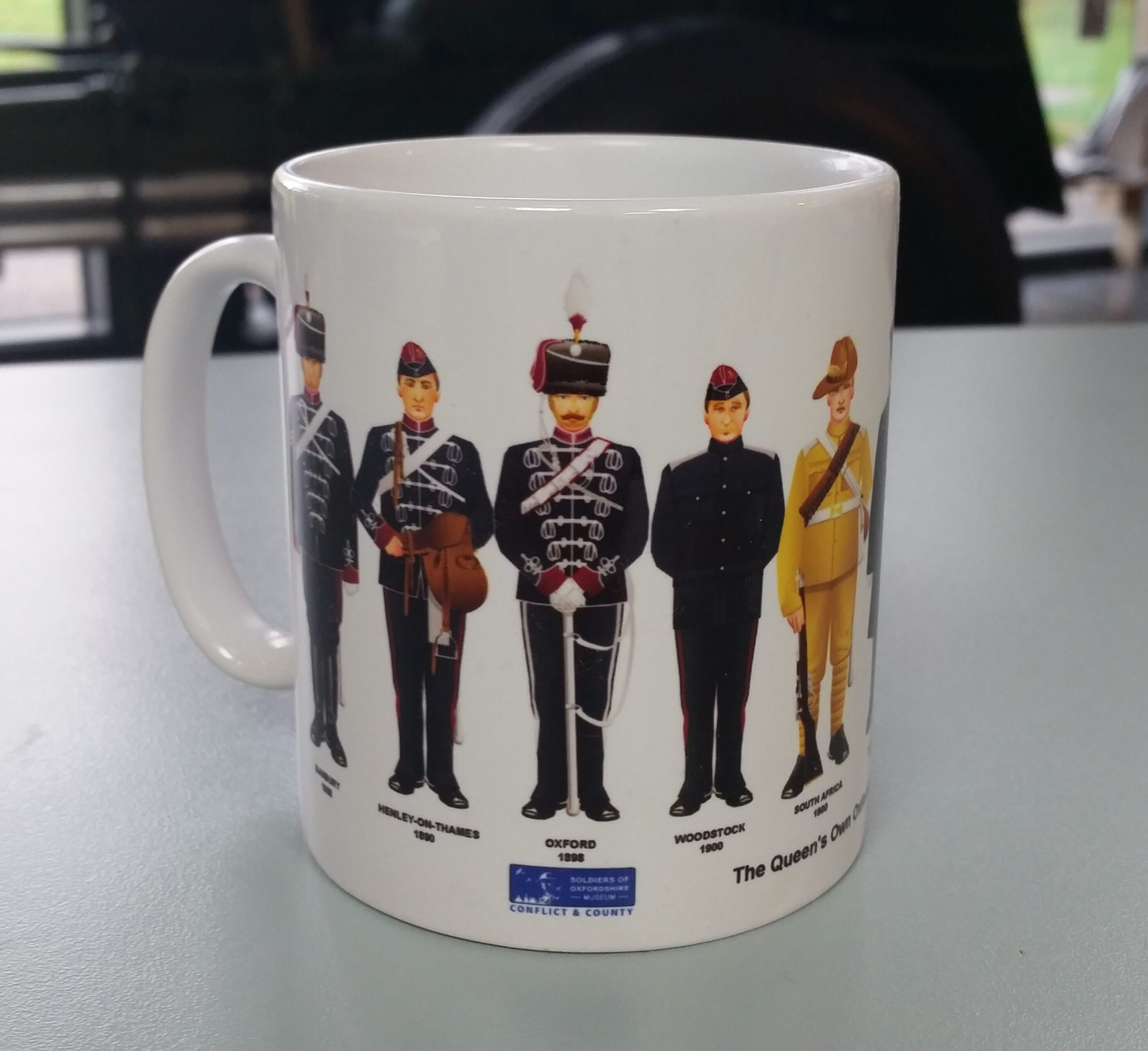 Mug – Uniforms Through The Ages: Oxfordshire Yeomanry – Queens Own Oxfordshire Hussars